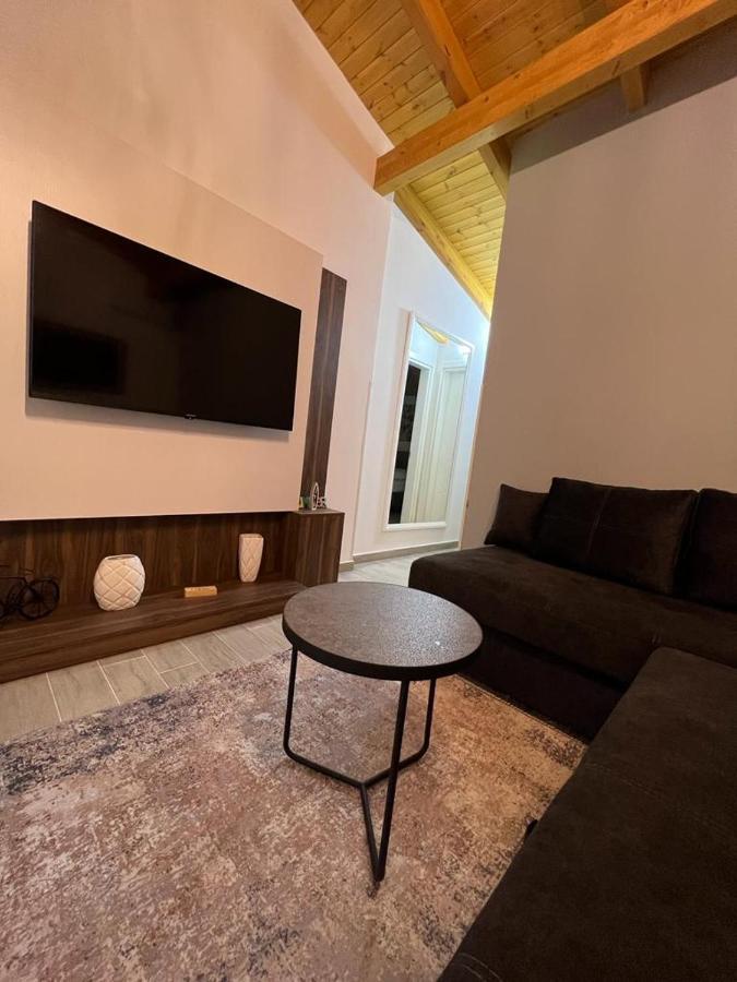 Trip-Stop Apartments Vlorë Εξωτερικό φωτογραφία