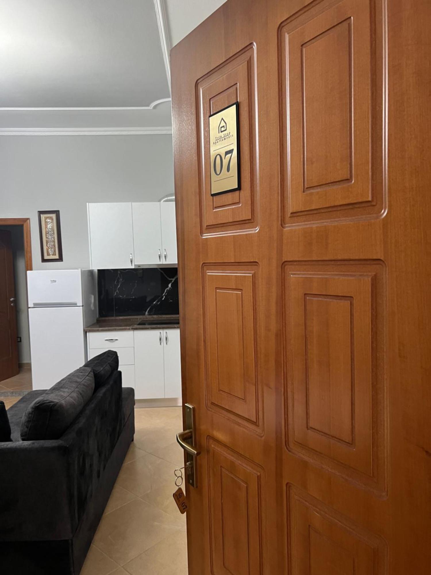Trip-Stop Apartments Vlorë Εξωτερικό φωτογραφία